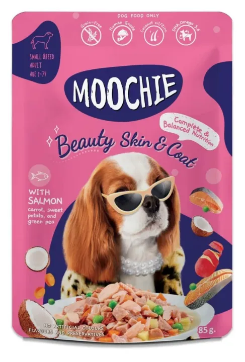 Moochie สูตร Beauty skin จะช่วยให้สุนัขมีขนที่นุ่มลื่นอยู่เสมอ